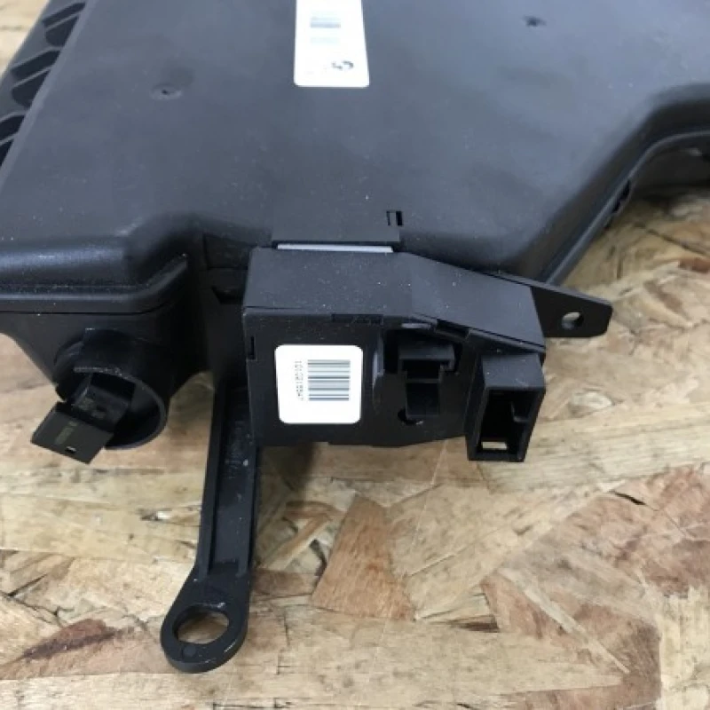 Incazitor pasager spate sub scaun stanga / BMW Seria 5 F10 2010 / Climatizare