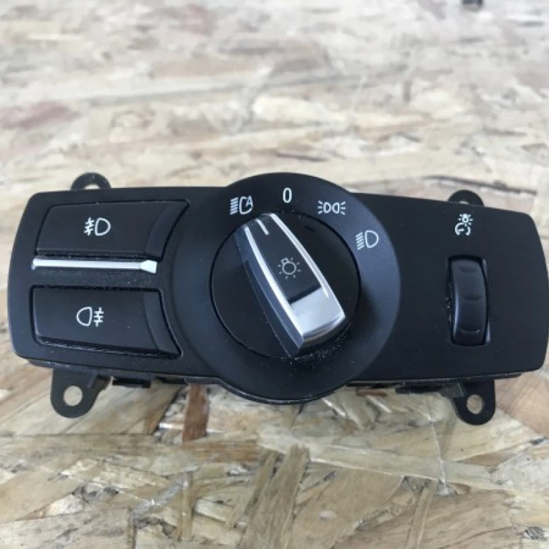Bloc lumini / BMW Seria 5 F10 2010 / Audio si electronice