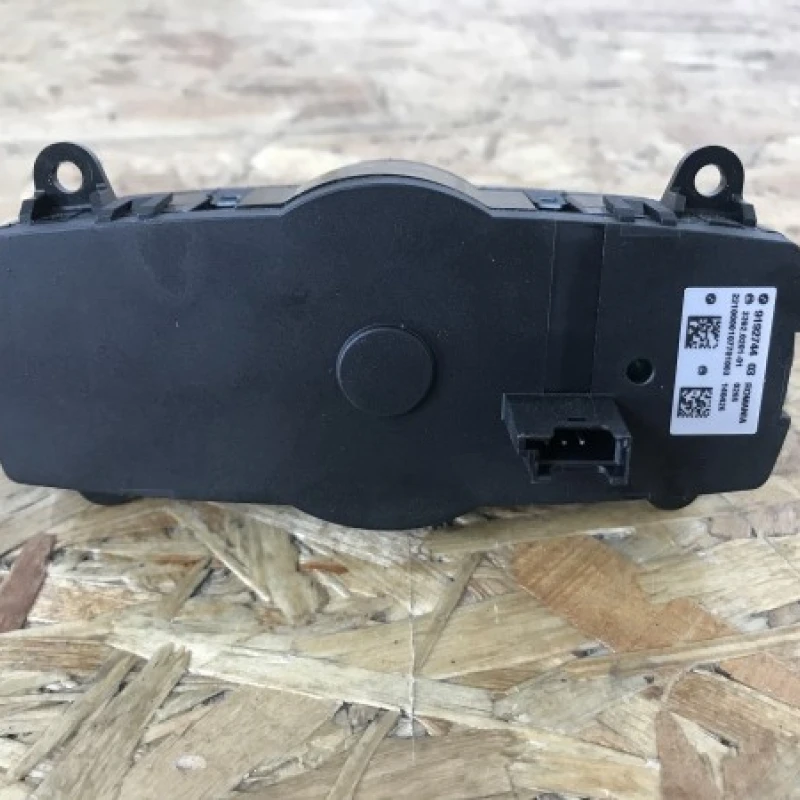 Bloc lumini / BMW Seria 5 F10 2010 / Audio si electronice