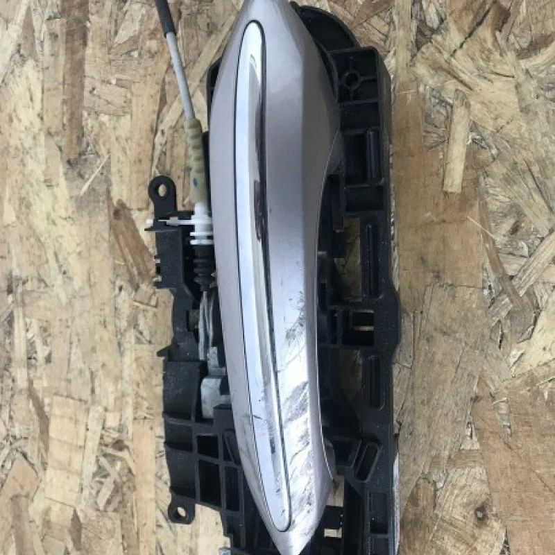 Maner usa dreapta fata BMW 