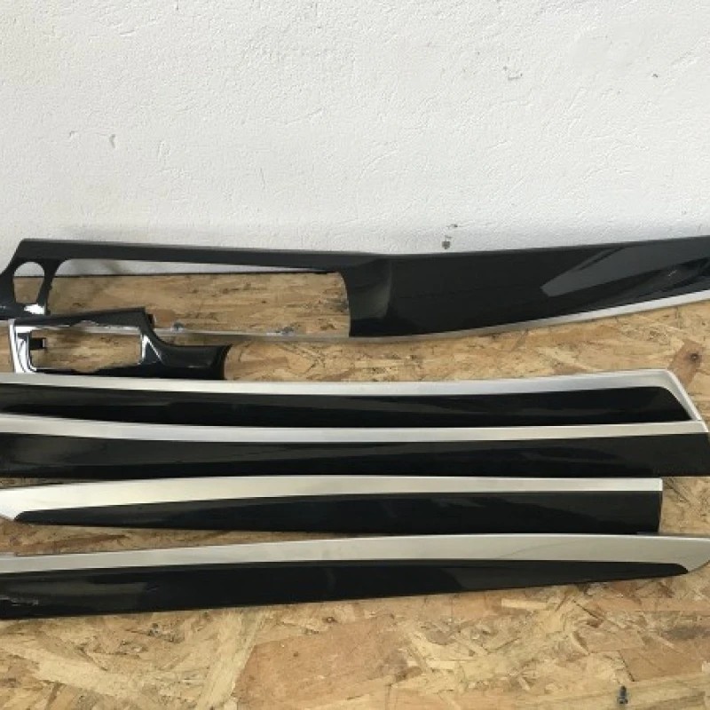 Trim interior set / BMW Seria 5 F10 2010 / Interior