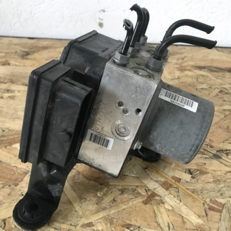 Pompa modul ABS / Volkswagen Tiguan 5N 2010 / Frane