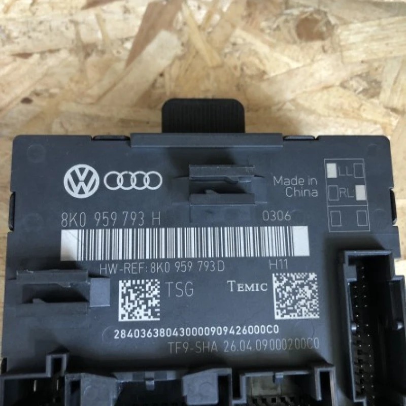 Modul geam stanga fata / Audi A4 B8 2010 / Audio si electronice