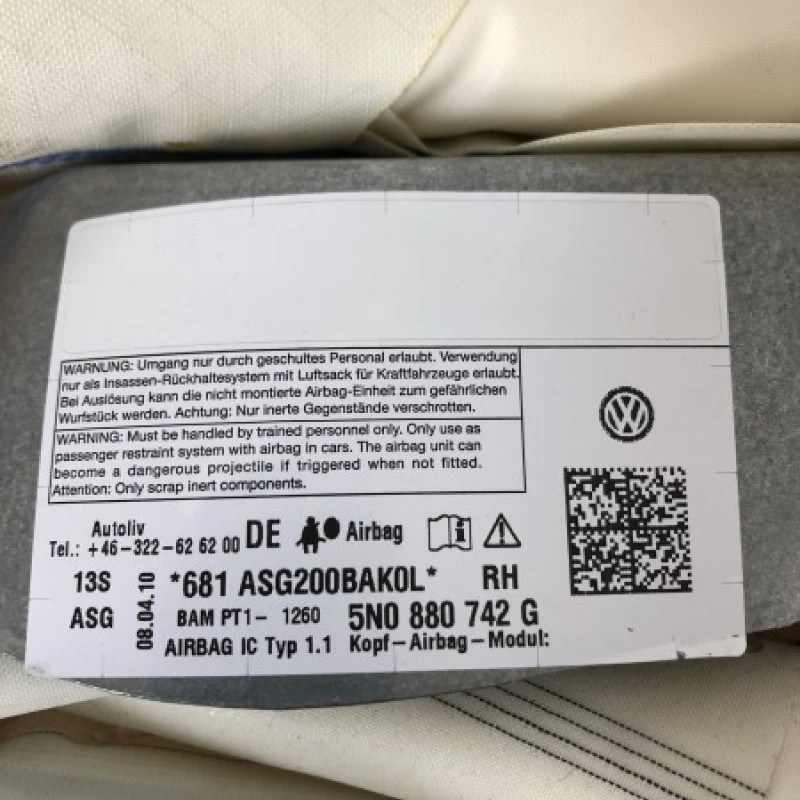 Airbag cortina dreapta / Volkswagen Tiguan 5N 2010 / Interior