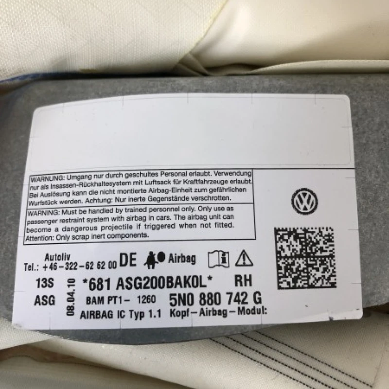 Airbag cortina dreapta / Volkswagen Tiguan 5N 2010 / Interior