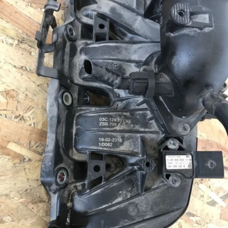 Galerie admisie / Volkswagen Tiguan 5N 2010 / Motor, racire si evacuare