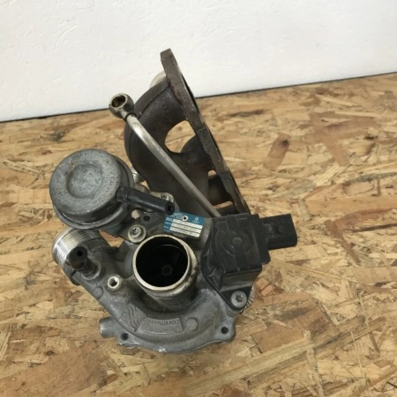 Turbosuflanta turbina Volkswagen 