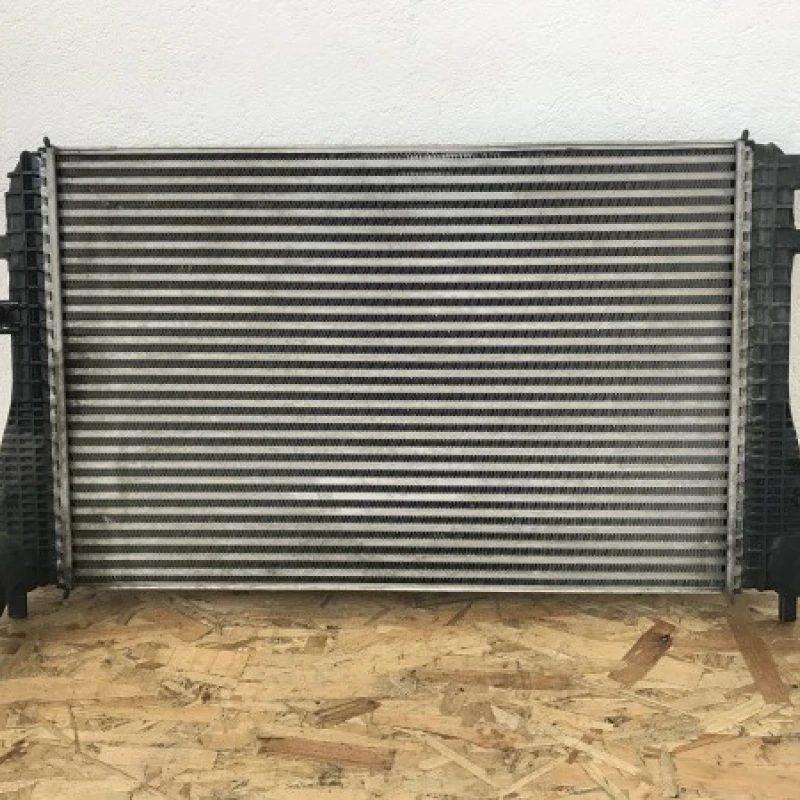 Radiator Intercooler / Volkswagen Tiguan 5N 2010 / Motor, racire si evacuare