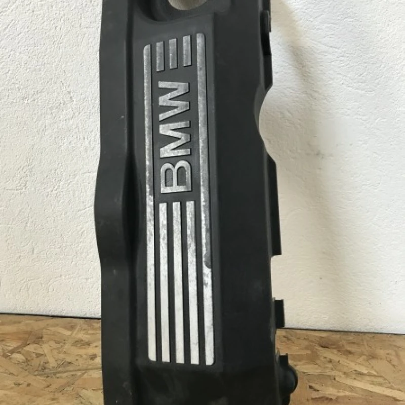 Capac motor / BMW Seria 1 E87 2006 / Motor, racire si evacuare