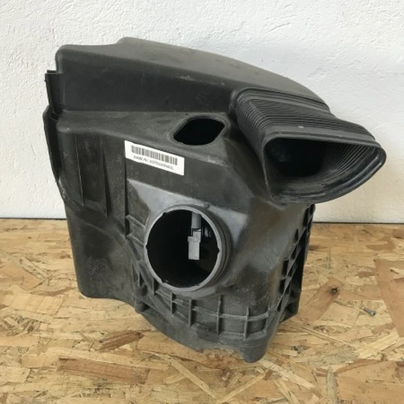 Carcasa filtru aer si debitmetru BMW 