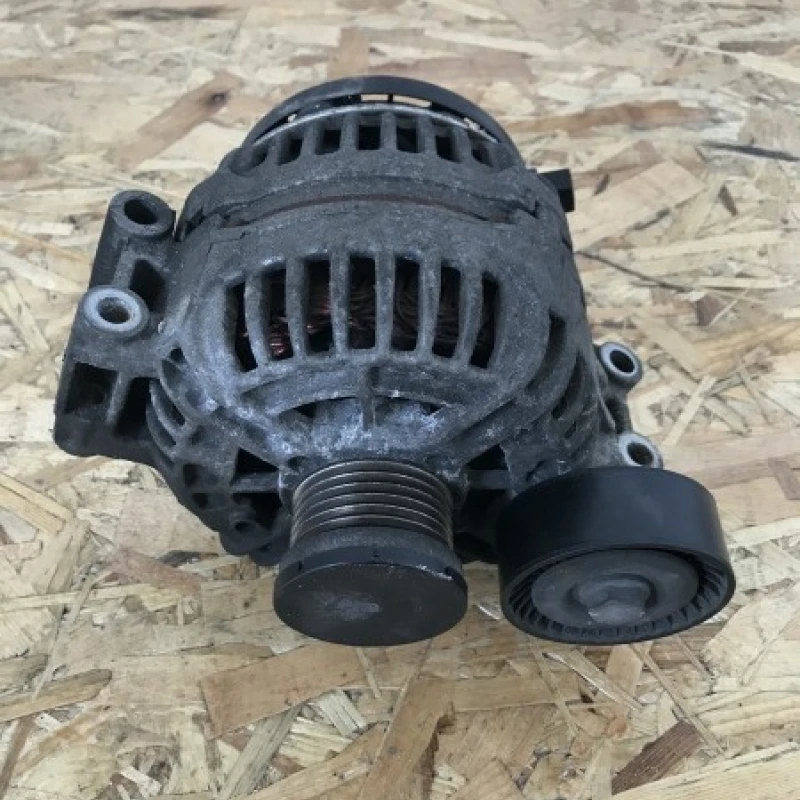 Alternator bmw / BMW Seria 1 E87 2006 / Motor, racire si evacuare
