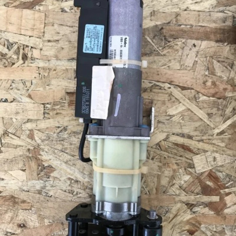 Motor haion electric stanga / Volkswagen Passat B7 2012 / Audio si electronice