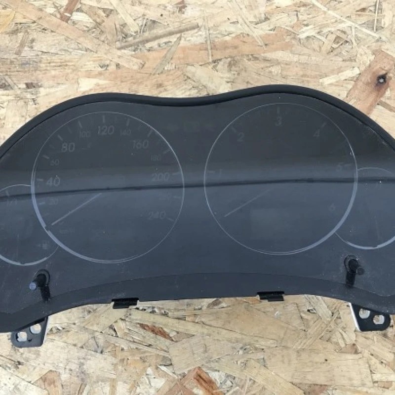 Ceas bord Europa / Toyota Avensis T25 2008 / Audio si electronice