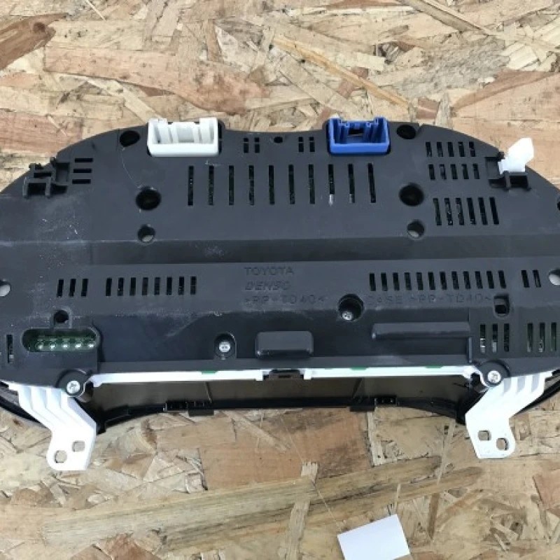 Ceas bord Europa / Toyota Avensis T25 2008 / Audio si electronice