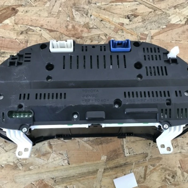 Ceas bord Europa / Toyota Avensis T25 2008 / Audio si electronice