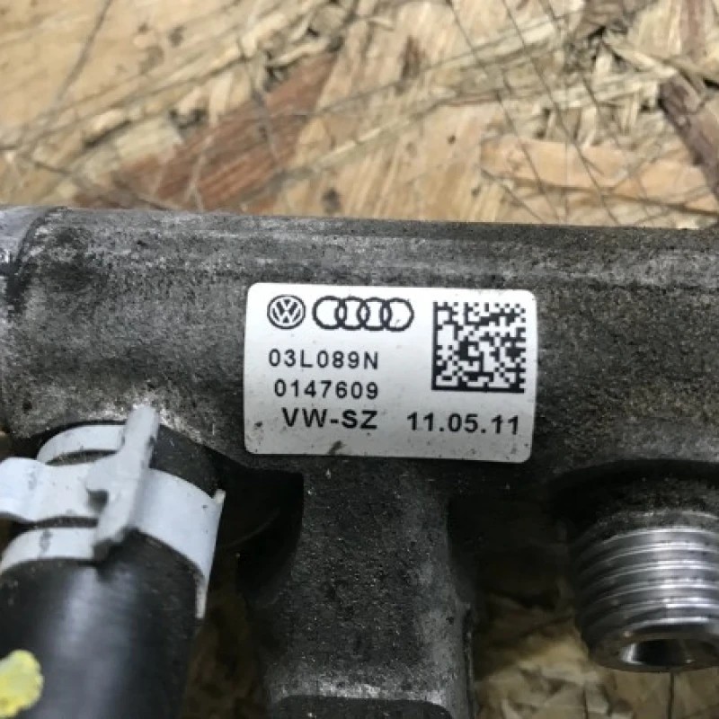 Rampa injectoare / Volkswagen Passat B7 2011 / Motor, racire si evacuare