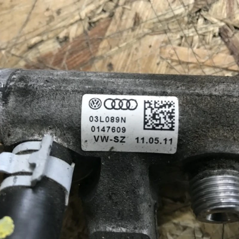 Rampa injectoare / Volkswagen Passat B7 2011 / Motor, racire si evacuare