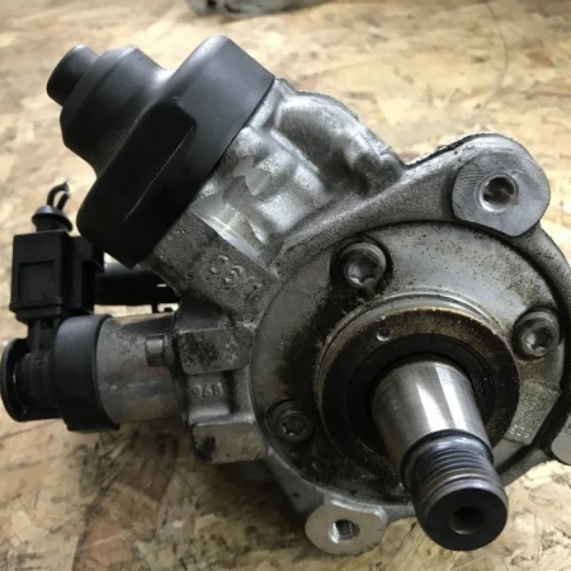 Pompa inalte / Volkswagen Passat B7 2011 / Motor, racire si evacuare