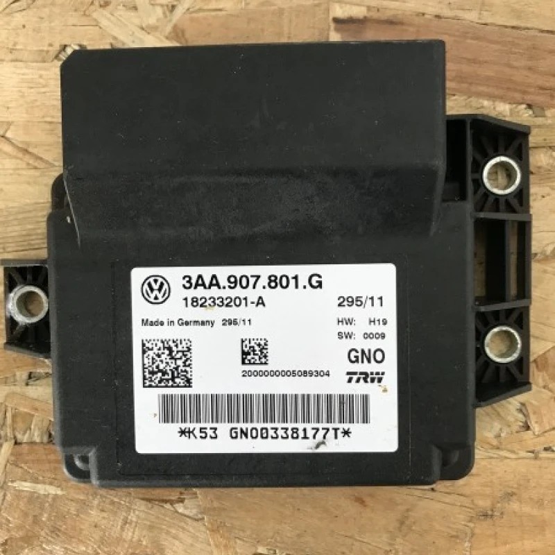 Calculator modul frana de mana / Volkswagen Passat B7 2011 / Audio si electronice