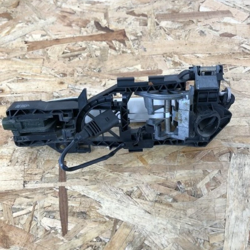 Maner usa dreapta spate / Volkswagen Passat CC 2013 / Caroserie, oglinzi si faruri