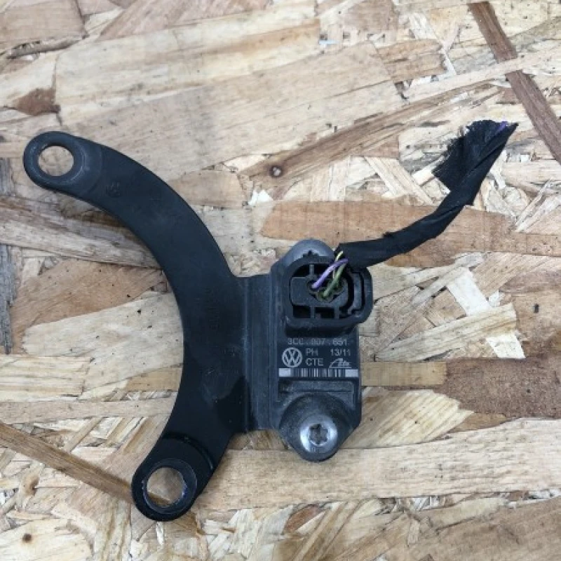 Senzor esp / Volkswagen Passat CC 2013 / Audio si electronice
