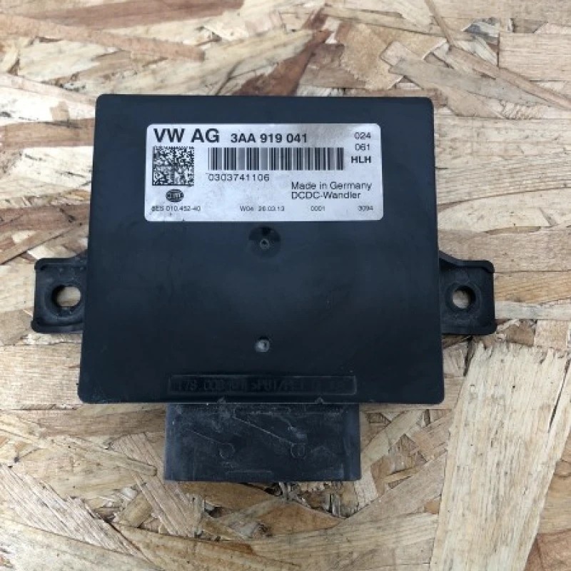 Modul start stop / Volkswagen Passat CC 2013 / Audio si electronice