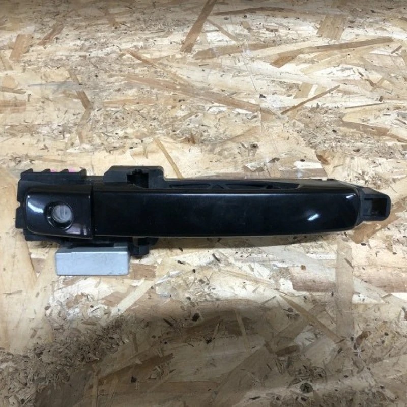 Maner usa sofer / Nissan Qashqai J10 2010 / Caroserie, oglinzi si faruri