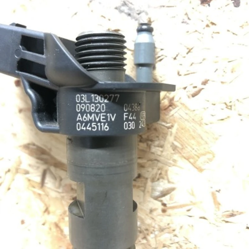 Injector CAH / Audi A6 C6 2010 / Motor, racire si evacuare