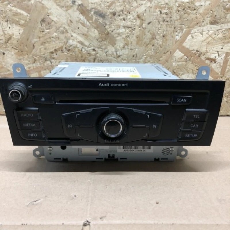 Radio cd / Audi A4 B8 2011 / Audio si electronice