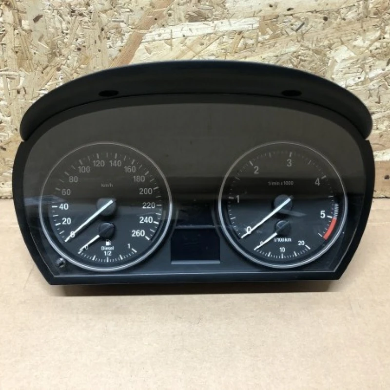 Ceas bord / BMW X1 E84 2010 / Audio si electronice
