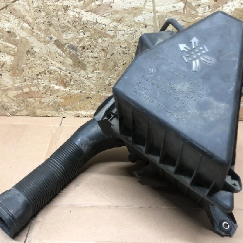 Carcasa filtru aer Skoda 