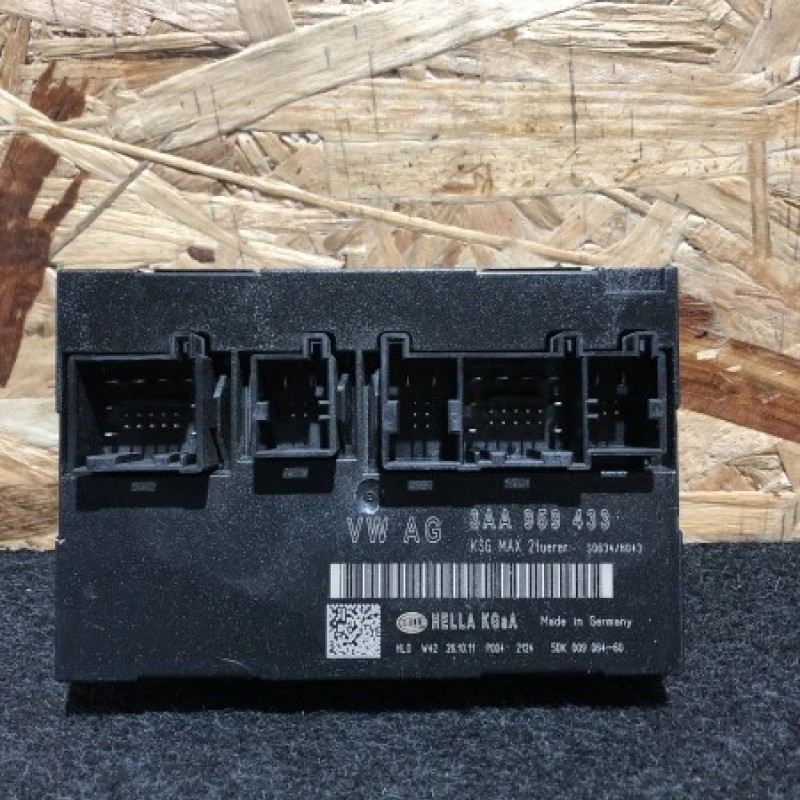 Modul confort / Volkswagen Passat B7 2012 / Audio si electronice