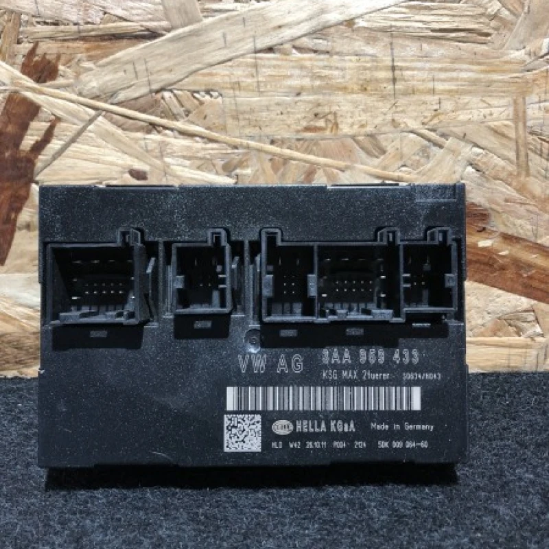 Modul confort / Volkswagen Passat B7 2012 / Audio si electronice