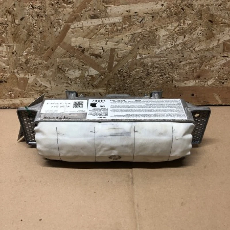 Airbag pasager / Audi A6 C6 2010 / Interior
