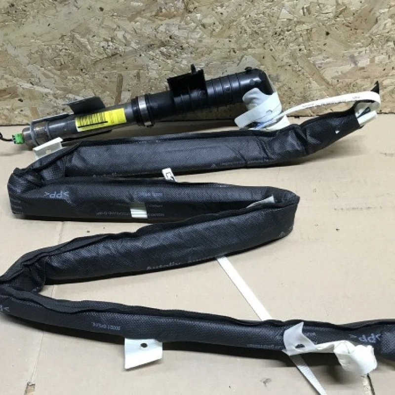 Airbag cortina dreapta / Nissan Qashqai J10 2010 / Interior