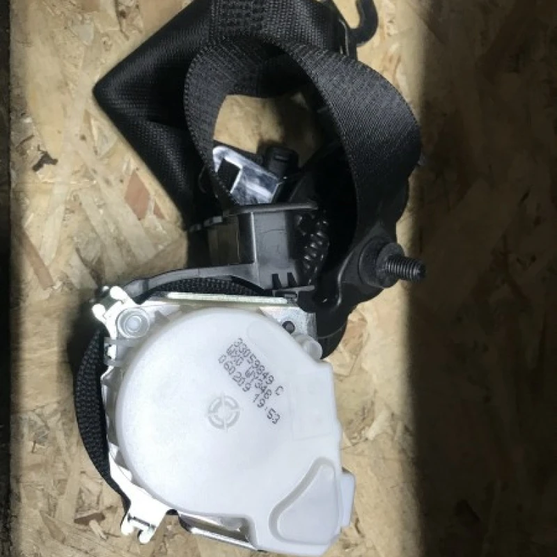 Centura dreapta fata / BMW Seria 1 E87 2008 / Interior