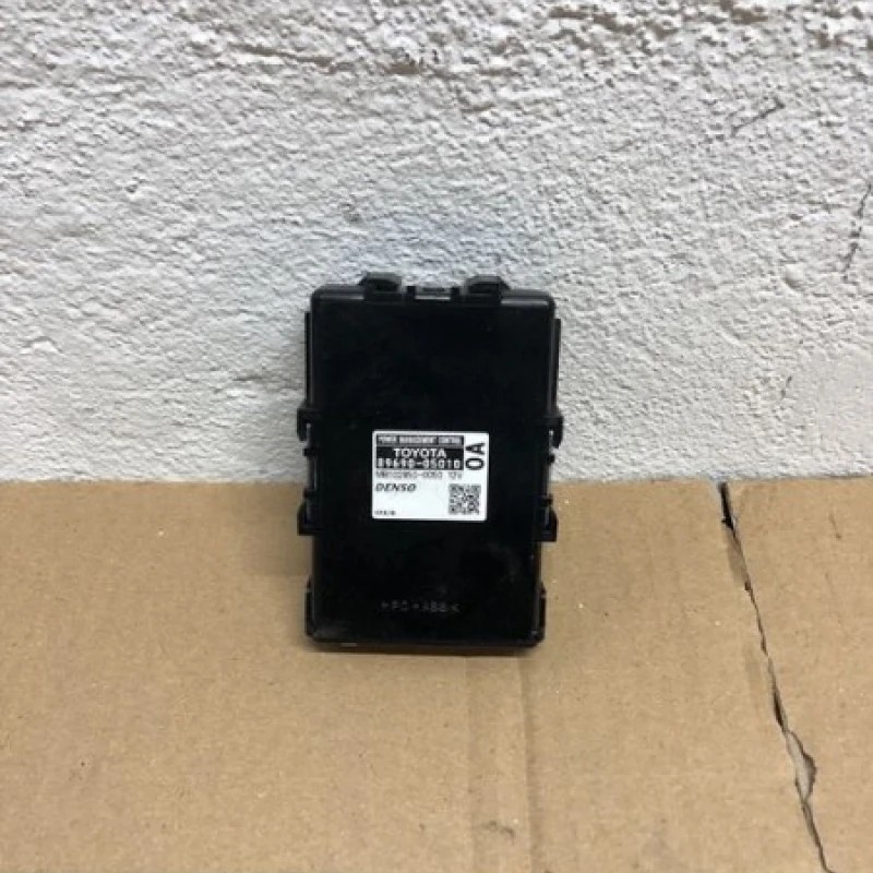 Power management control / Toyota Avensis T27 2009 / Audio si electronice