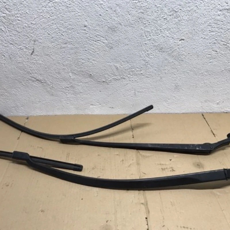 Brate stergatoare / Toyota Avensis T27 2009 / Consumabile si accesorii