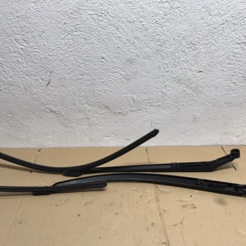 Brate stergatoare / Toyota Avensis T27 2009 / Consumabile si accesorii
