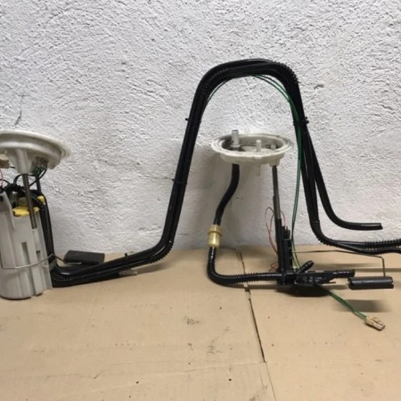 Pompa combustibil rezervor BMW Seria 5 E60 2006