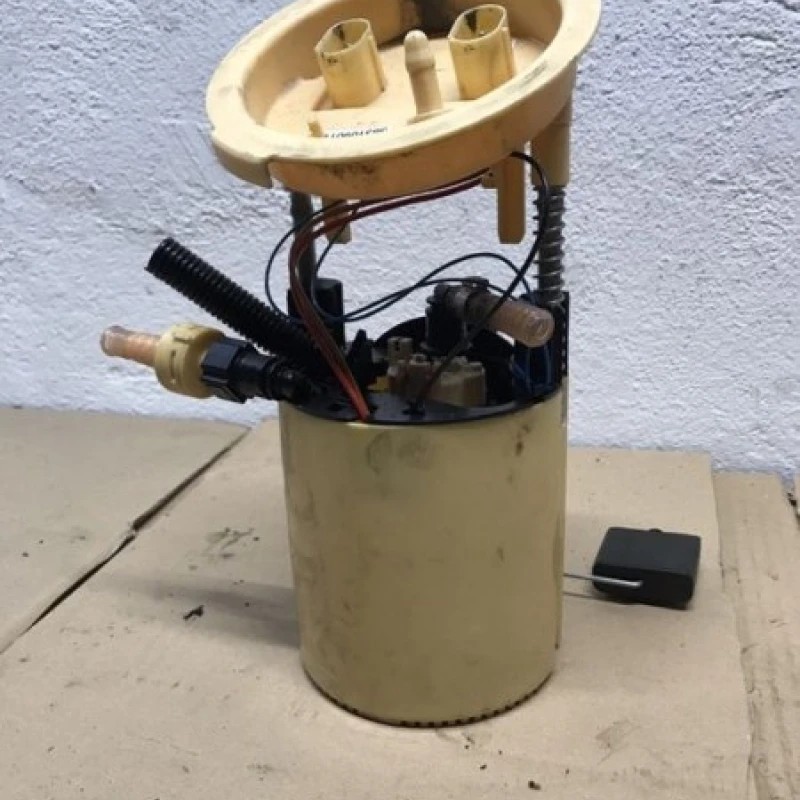 Pompa combustibil rezervor / BMW Seria 1 E87 2008 / Motor, racire si evacuare