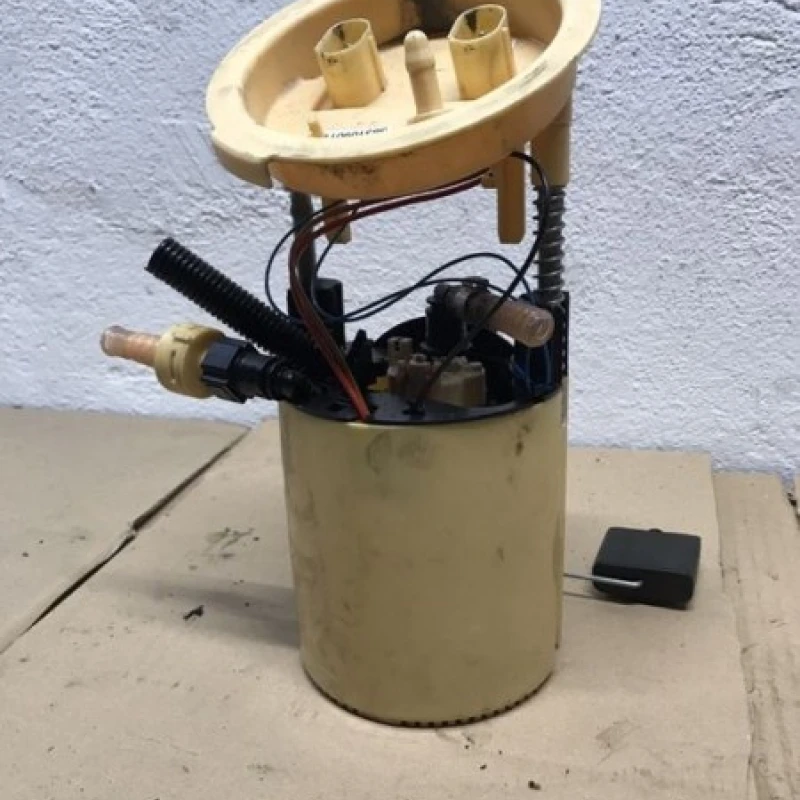 Pompa combustibil rezervor BMW 