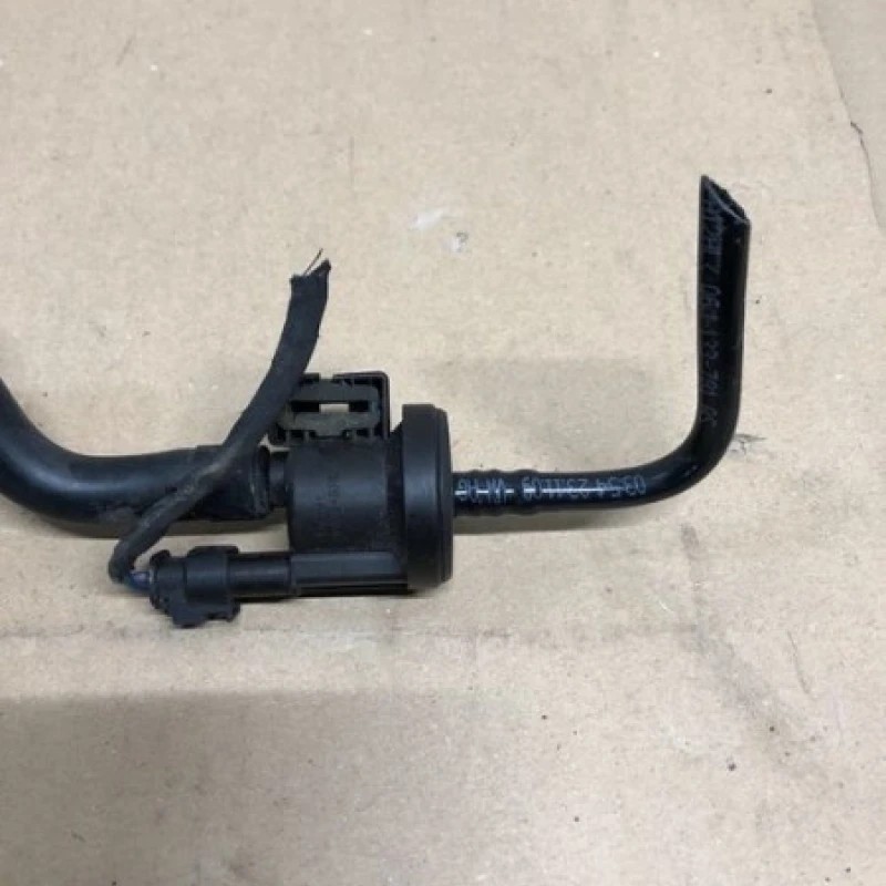 Supapa combustibil / Volkswagen Passat B7 2012 / Motor, racire si evacuare