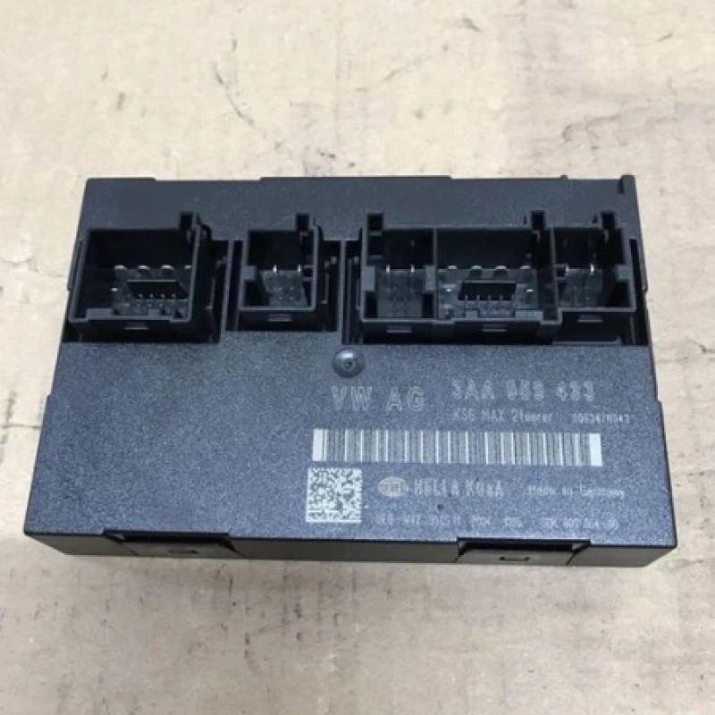 Modul confort / Volkswagen Passat B7 2012 / Audio si electronice