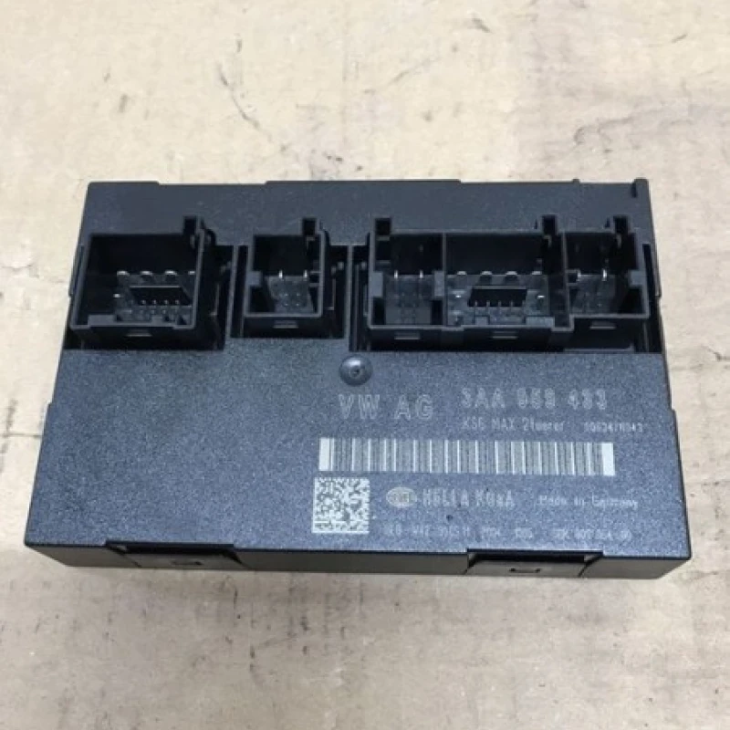 Modul confort / Volkswagen Passat B7 2012 / Audio si electronice