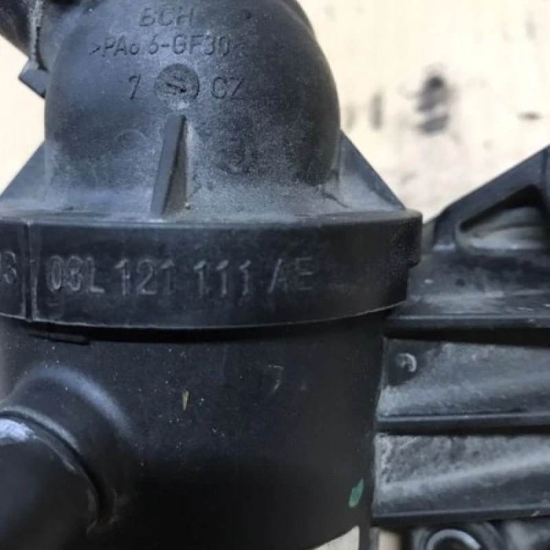 Termostat / Volkswagen Passat B7 2012 / Motor, racire si evacuare
