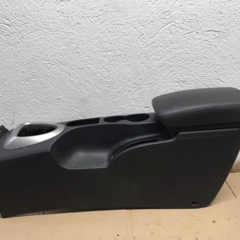 Cotiera fata / Nissan Qashqai J10 2010 / Caroserie, oglinzi si faruri