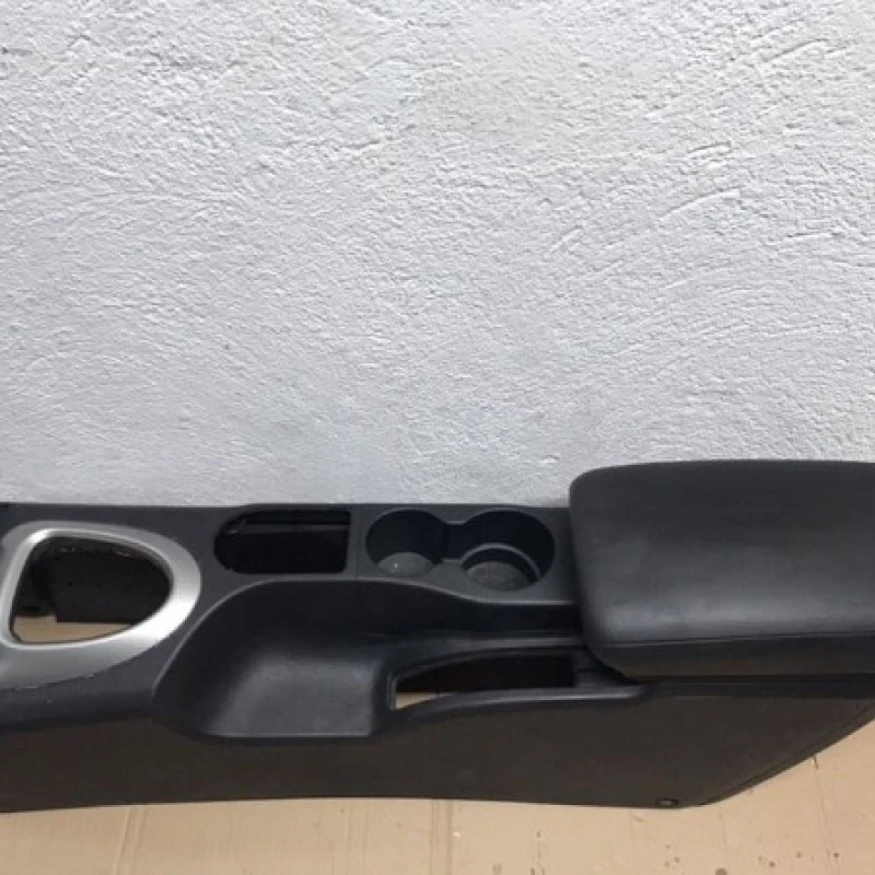 Cotiera fata / Nissan Qashqai J10 2010 / Caroserie, oglinzi si faruri