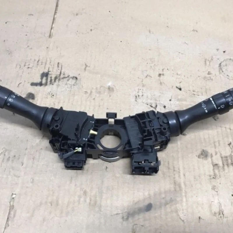 Bloc manete / Toyota Avensis T27 2009 / Audio si electronice