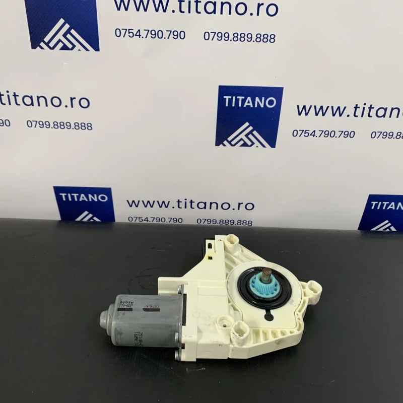 Motoras geam dreapta spate / Land Rover Range Rover Sport Range Rover Sport 2011 / Audio si electronice